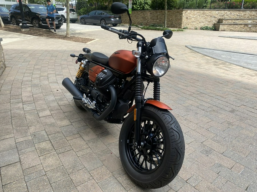 2019 Moto Guzzi V9 Bobber Sport