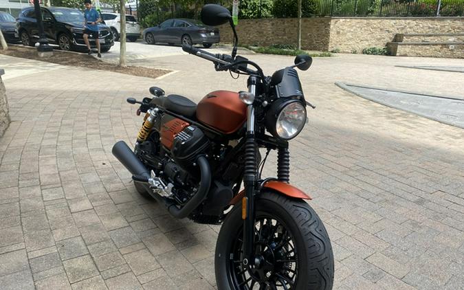 2019 Moto Guzzi V9 Bobber Sport