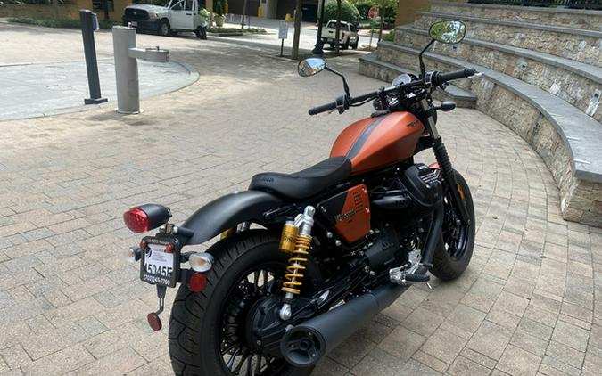 2019 Moto Guzzi V9 Bobber Sport