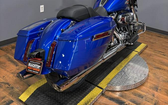 2025 Harley-Davidson® Street Glide™ BLUE BURST