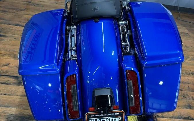 2025 Harley-Davidson® Street Glide™ BLUE BURST