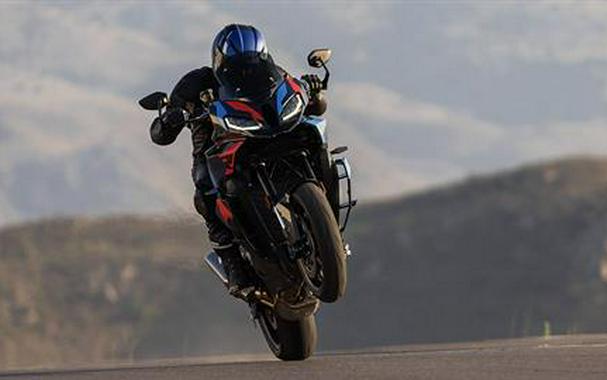 2027 BMW M 1000 XR
