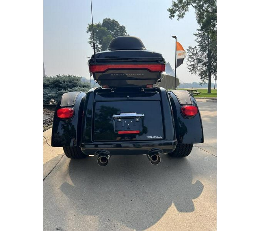 2023 Harley-Davidson® FLHTCUTG - Tri Glide® Ultra