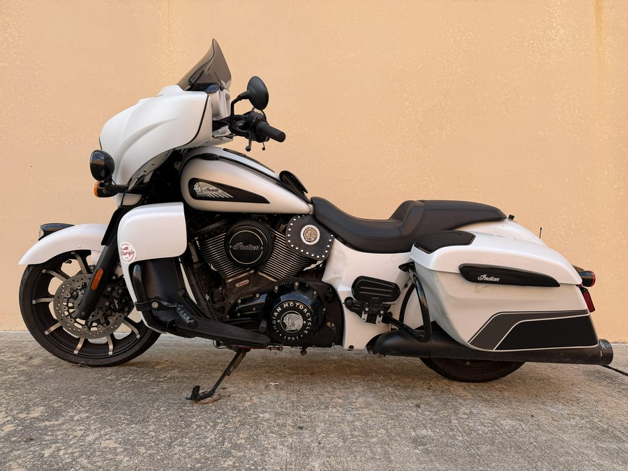 2024 Indian Motorcycle Chieftain Dark Horse with Powerband Audio