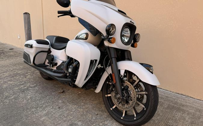 2024 Indian Motorcycle Chieftain Dark Horse with Powerband Audio