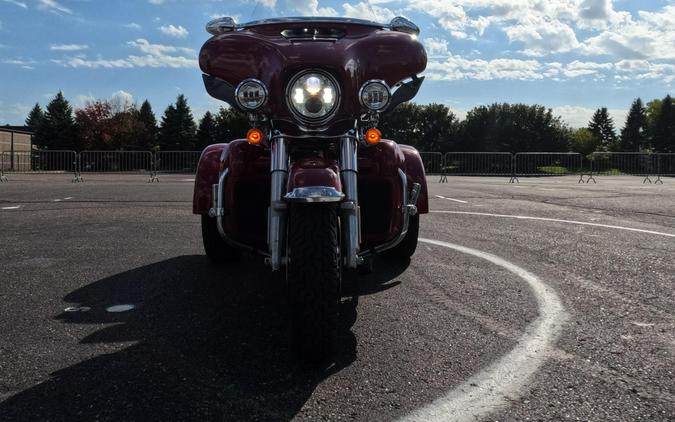 2021 Harley-Davidson Tri Glide Ultra FLHTCUTG