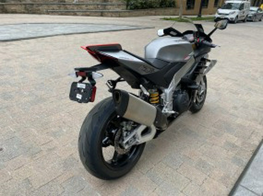 2021 Aprilia RSV4 RR