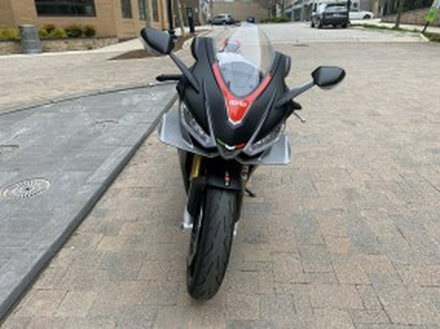 2021 Aprilia RSV4 RR