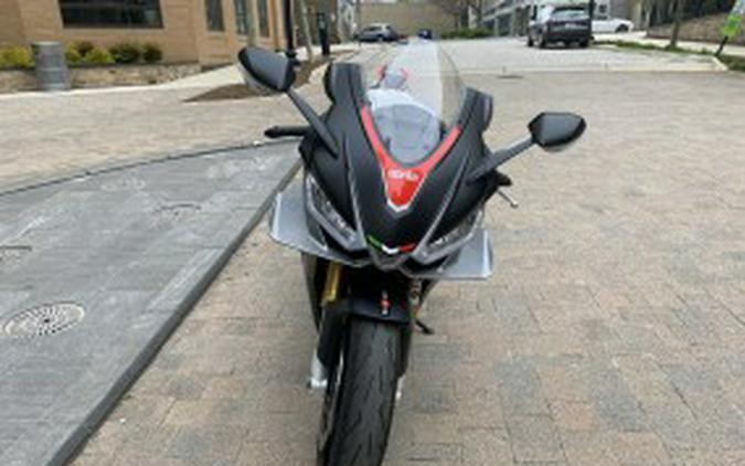 2021 Aprilia RSV4 RR