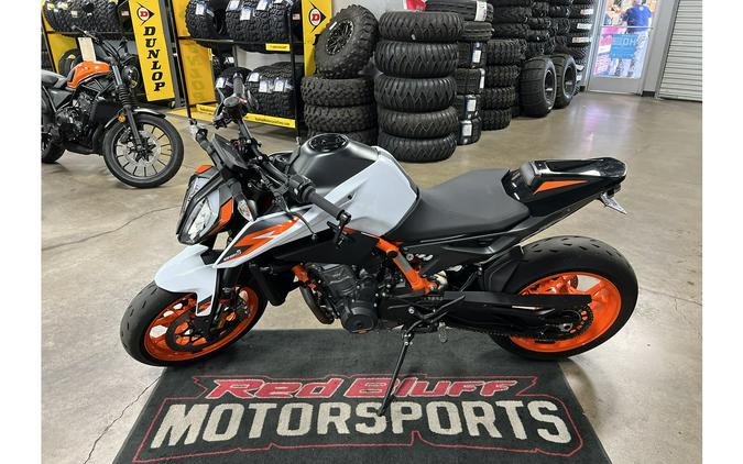 2020 KTM 890 DUKE R