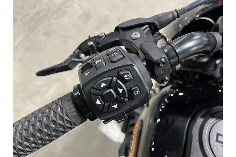 2023 Nightster® Special Vivid Black - Harley-Davidson®