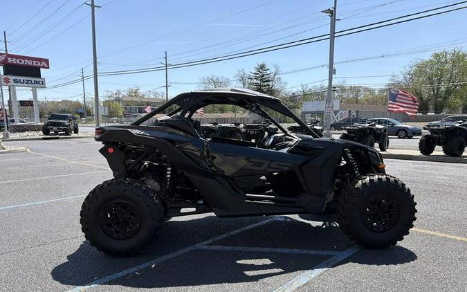 2026 Can-Am® Maverick X3 X ds Turbo RR Triple Black_7.6 in.