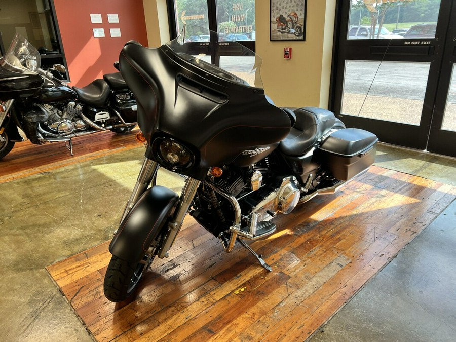 2015 Harley-Davidson Street Glide Special