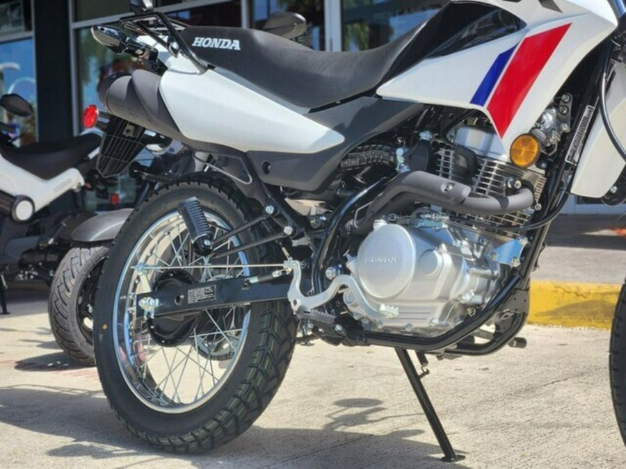 2025 Honda XR™ 150L