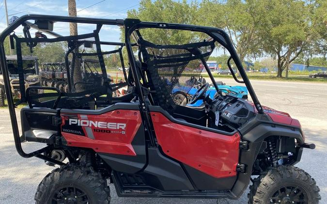 2025 Honda® Pioneer 1000-5 Deluxe