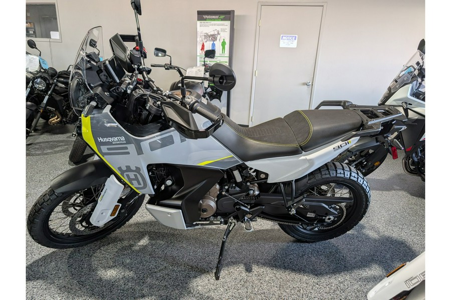 2025 Norden 901 - Husqvarna Motorcycles