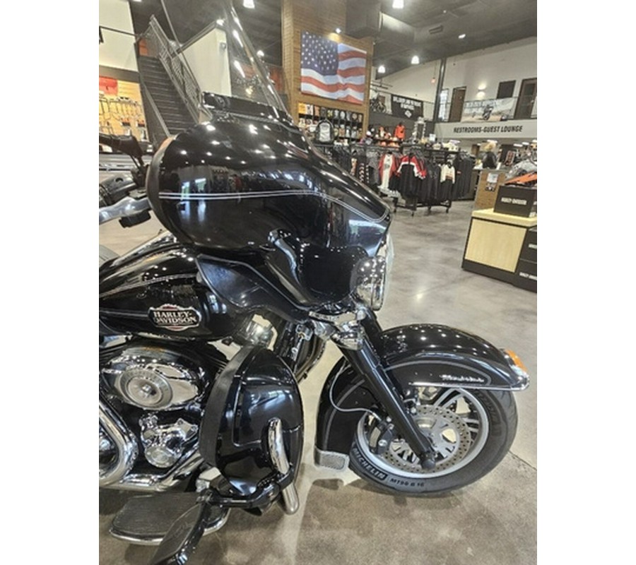 2013 Harley-Davidson FLHTCUTG - Tri Glide Ultra Classic