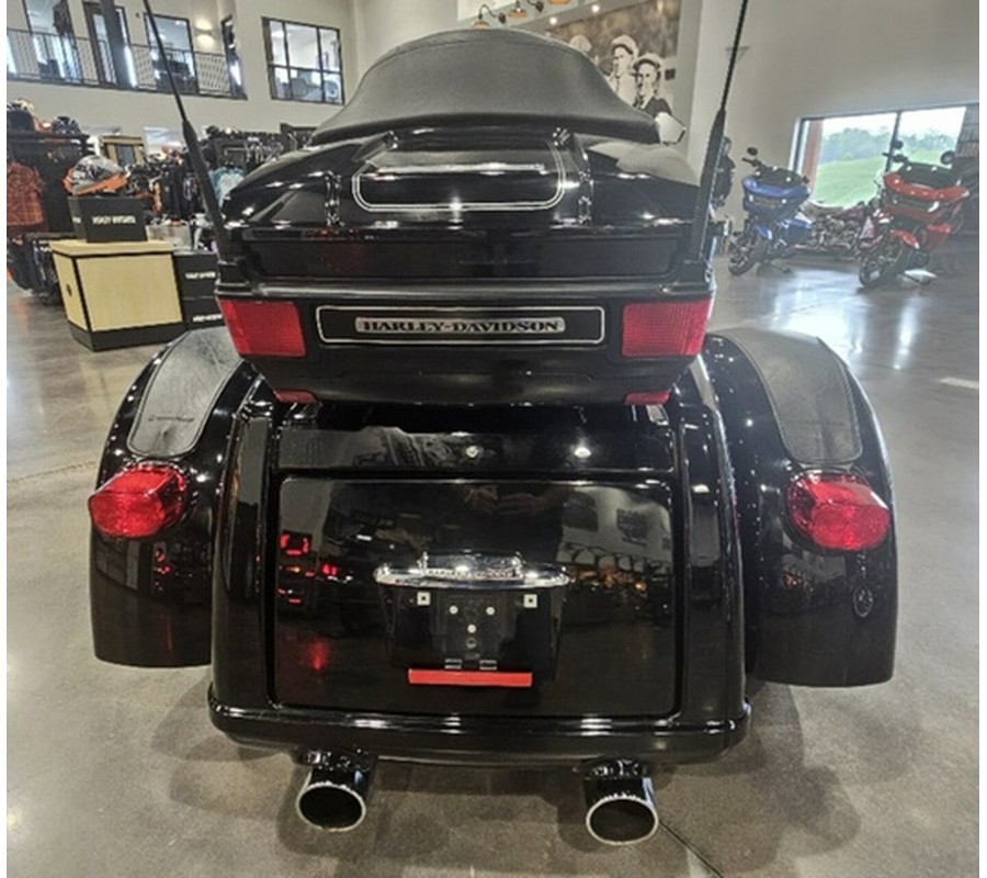 2013 Harley-Davidson FLHTCUTG - Tri Glide Ultra Classic