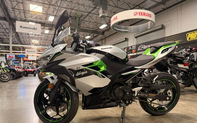 2024 Kawasaki Ninja® e-1 ABS