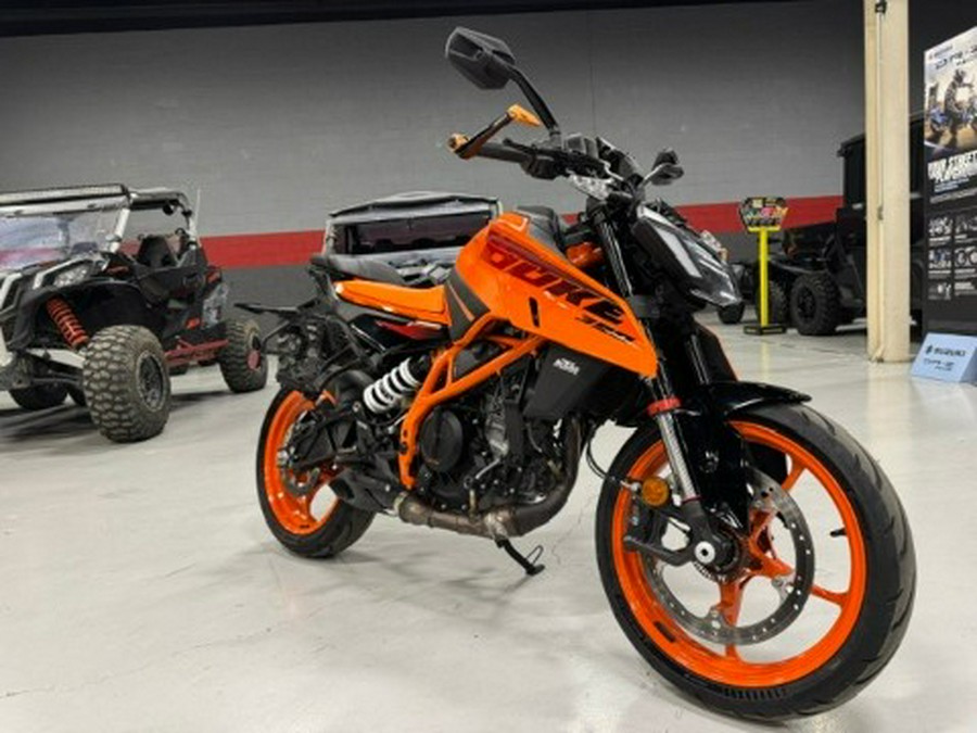 2024 KTM 390 Duke