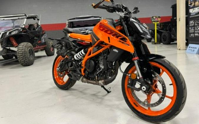 2024 KTM 390 Duke