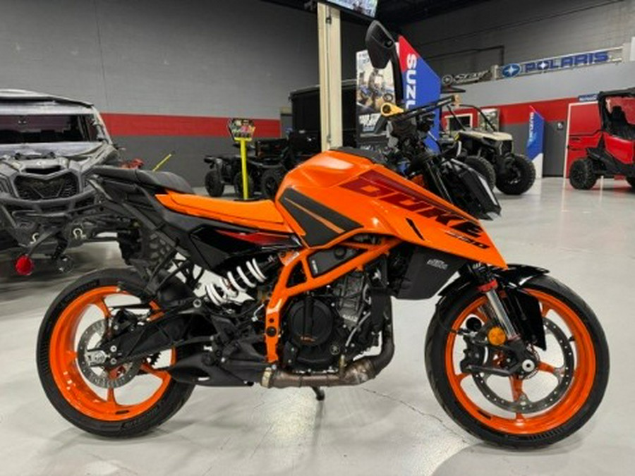 2024 KTM 390 Duke