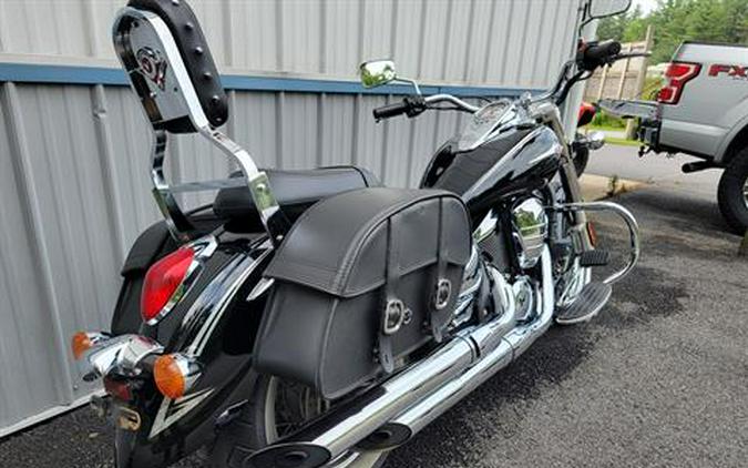 2011 Kawasaki Vulcan® 900 Classic SE