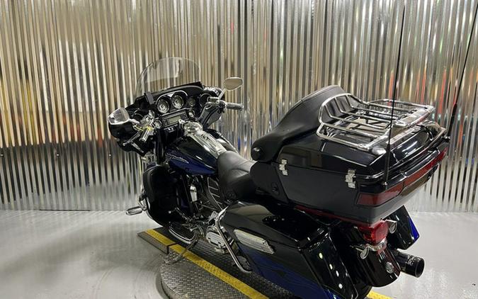 2011 Harley-Davidson FLHTCUSE6 - CVO Ultra Classic Electra Glide