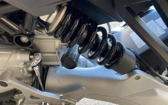 2024 Moto Guzzi Stelvio