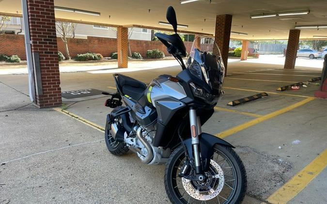 2024 Moto Guzzi Stelvio