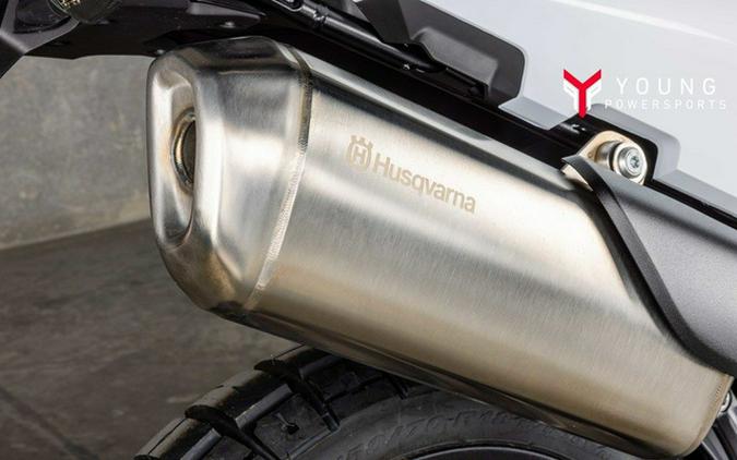 2025 Husqvarna Norden 901