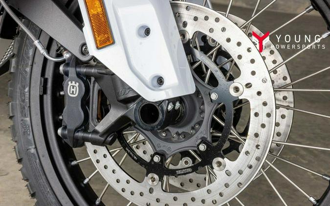 2025 Husqvarna Norden 901