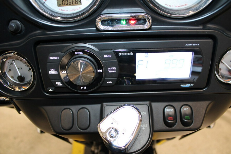 Used 2013 Harley-Davidson Street Glide Grand American Touring FLHX Motorcycle For Sale In Miami, Florida