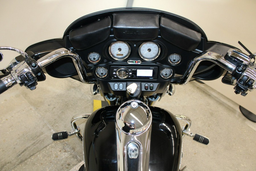 Used 2013 Harley-Davidson Street Glide Grand American Touring FLHX Motorcycle For Sale In Miami, Florida