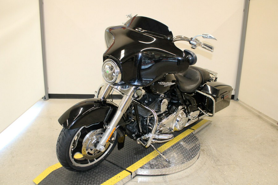 Used 2013 Harley-Davidson Street Glide Grand American Touring FLHX Motorcycle For Sale In Miami, Florida