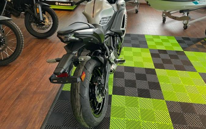 2026 Kawasaki Ninja® 650 ABS