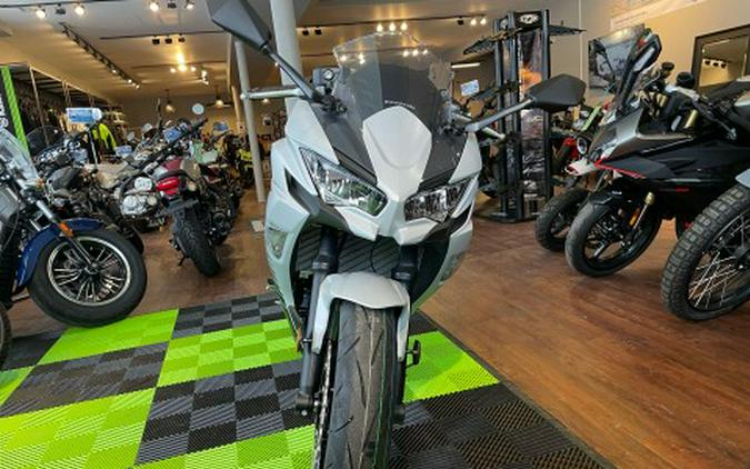 2026 Kawasaki Ninja® 650 ABS