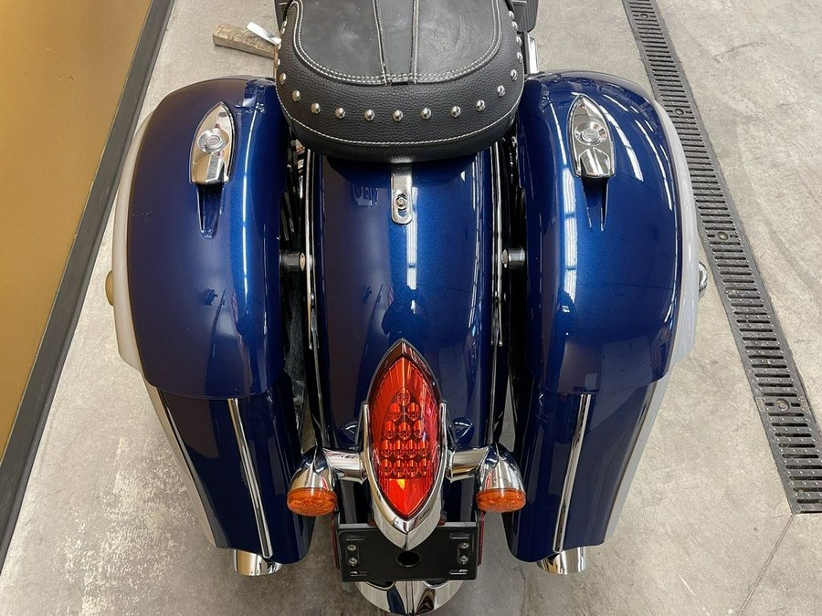 2017 Indian Motorcycle® Springfield™ Blue Sapphire Over Star Silver