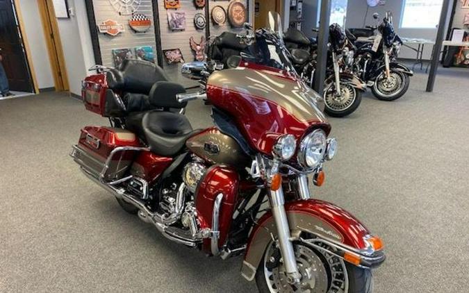 2009 Harley-Davidson® FLHTCU - Ultra Classic® Electra Glide®