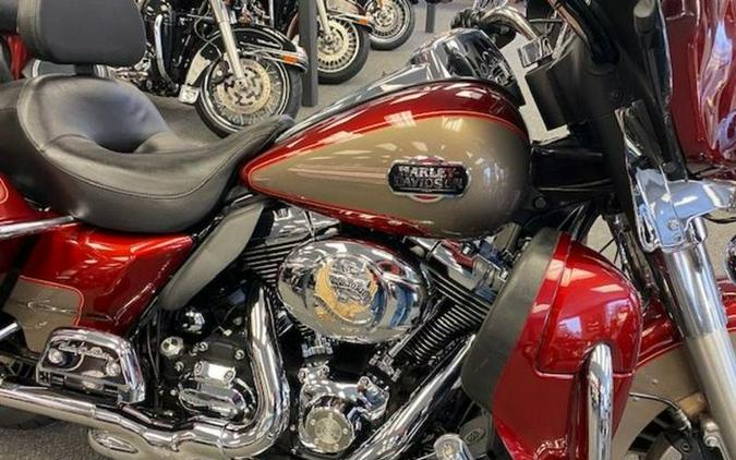 2009 Harley-Davidson® FLHTCU - Ultra Classic® Electra Glide®