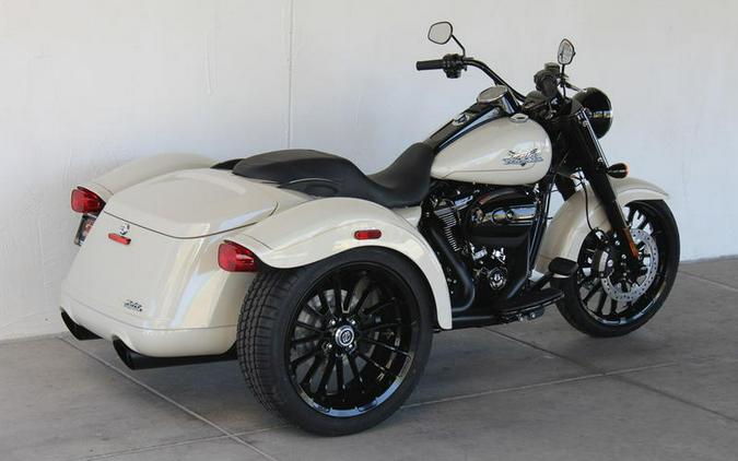 2023 Harley-Davidson® FLRT - Freewheeler®