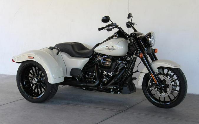 2023 Harley-Davidson® FLRT - Freewheeler®