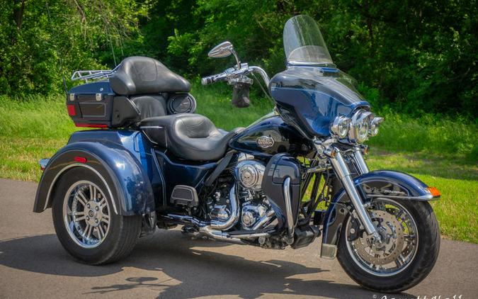 2013 Harley-Davidson® FLHTCUTG - Tri Glide® Ultra Classic®