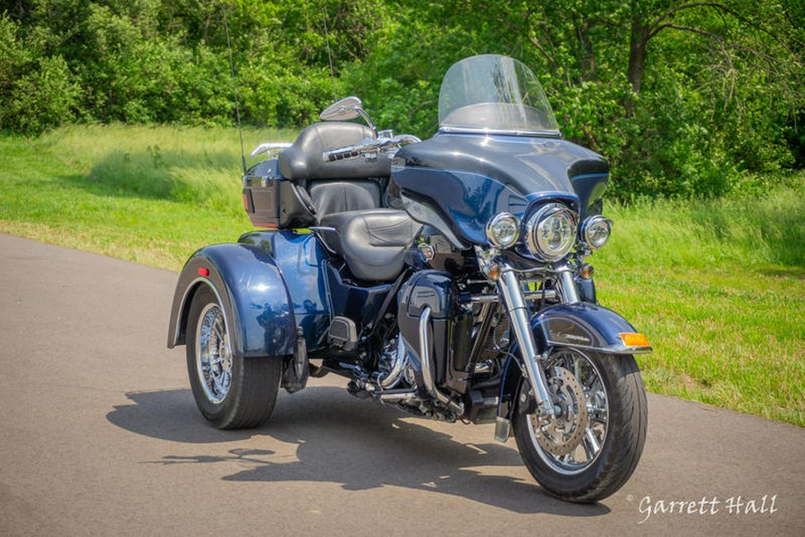 2013 Harley-Davidson® FLHTCUTG - Tri Glide® Ultra Classic®