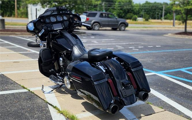 2015 Harley-Davidson CVO Street Glide