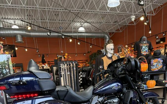 FLHTCUTG 2025 Tri Glide® Ultra