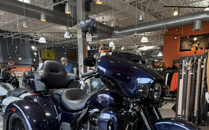 FLHTCUTG 2025 Tri Glide® Ultra