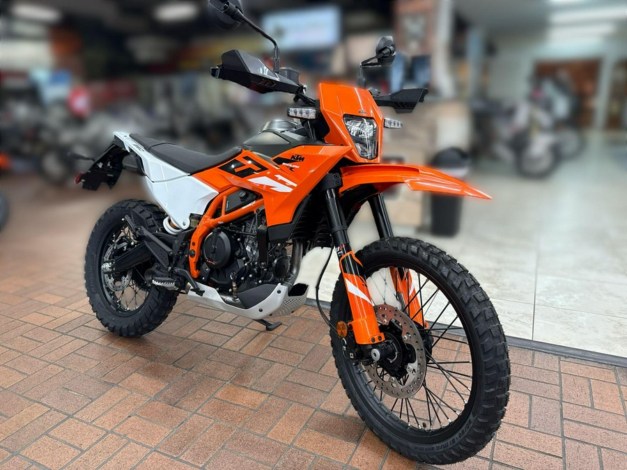 2025 KTM 390 ENDURO R