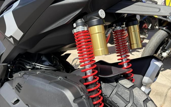 2027 Aprilia SR GT 400