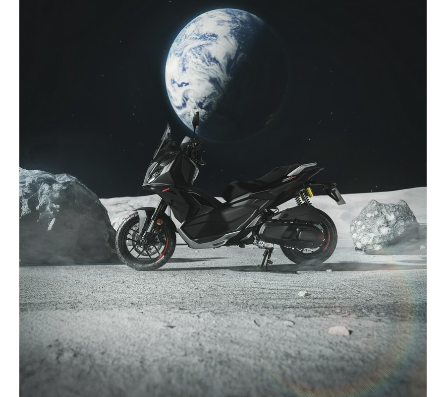 2027 Aprilia SR GT 400